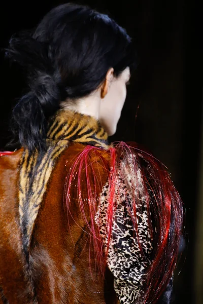 Look 7